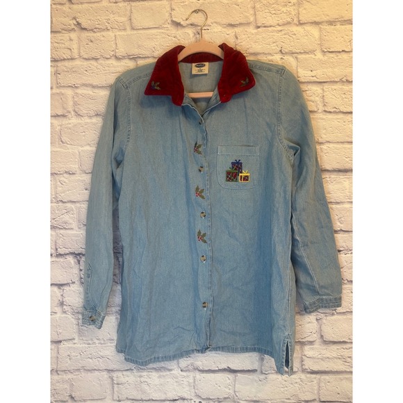 Austin Clothing‎ Co. Christmas Denim Shirt Velvet Collar Presents Holiday M - Picture 1 of 6